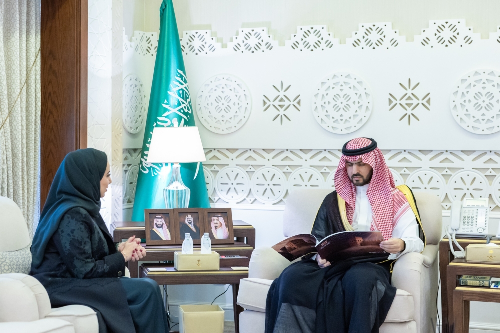 نائب أمير الشرقية يستقبل مدير فرع هيئة التراث بالمنطقة