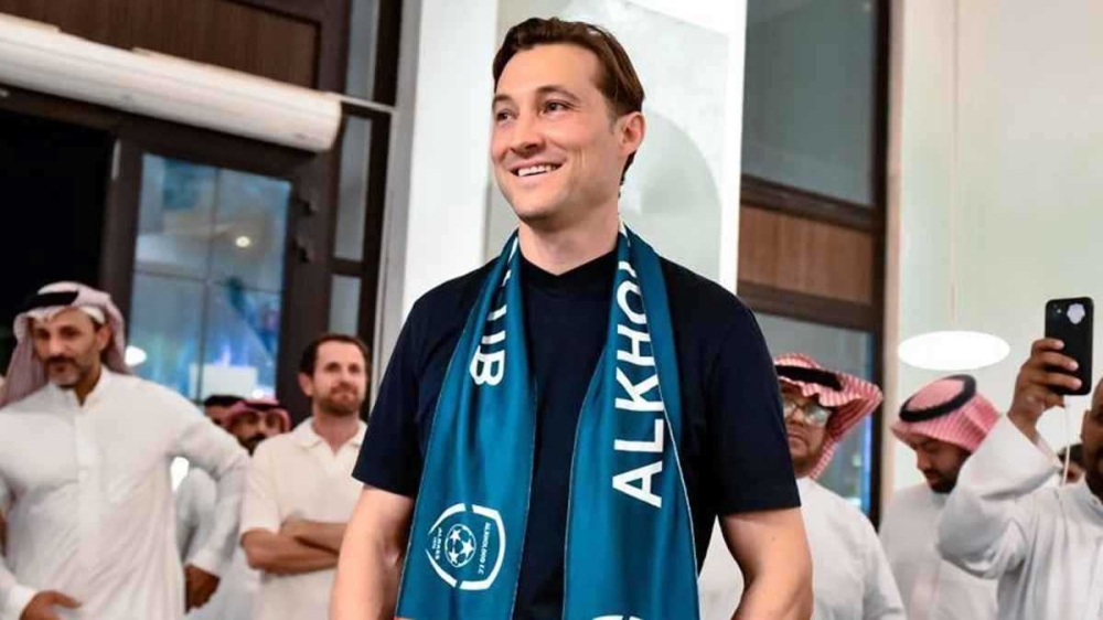 لن أسيطر على دموعي.. تعليق ناري من رئيس الخلود على مواجهة الهلال في نهائي كأس الملك 