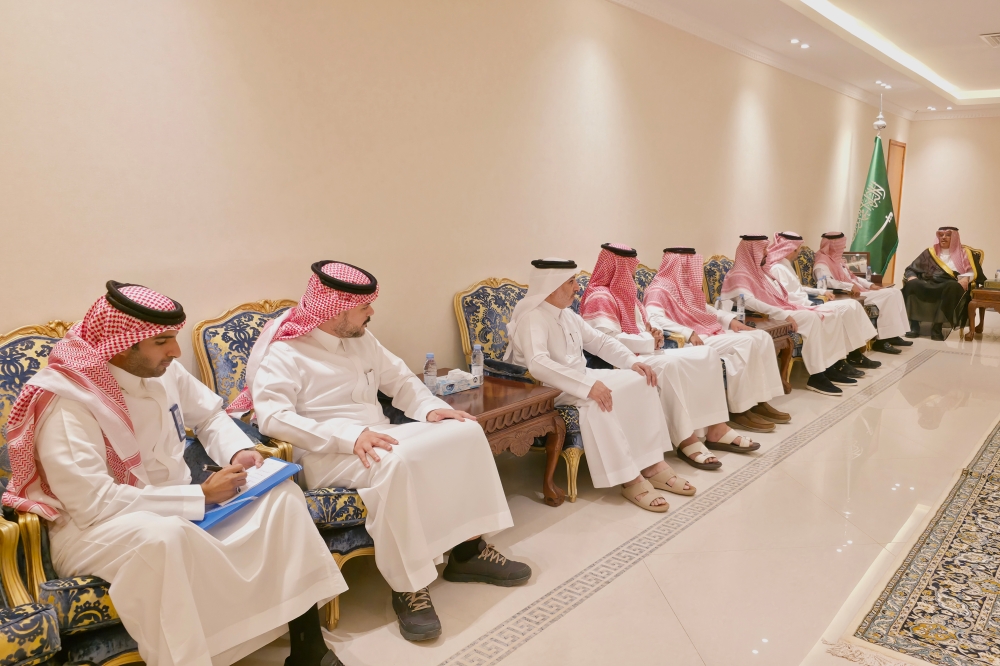 محافظ الجبيل يلتقي أعضاء مجلس أعمال المحافظة في دورته الجديدة - اليوم