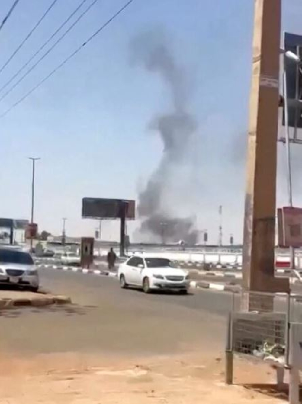 السودان يتهم إثيوبيا بالتورط في استهداف مطار الخرطوم.. وأديس أبابا تنفي