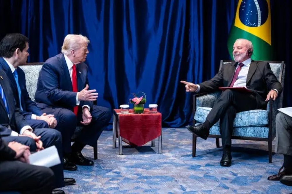 جيد جدًا.. ترامب يشيد بلقائه نظيره البرازيلي في واشنطن