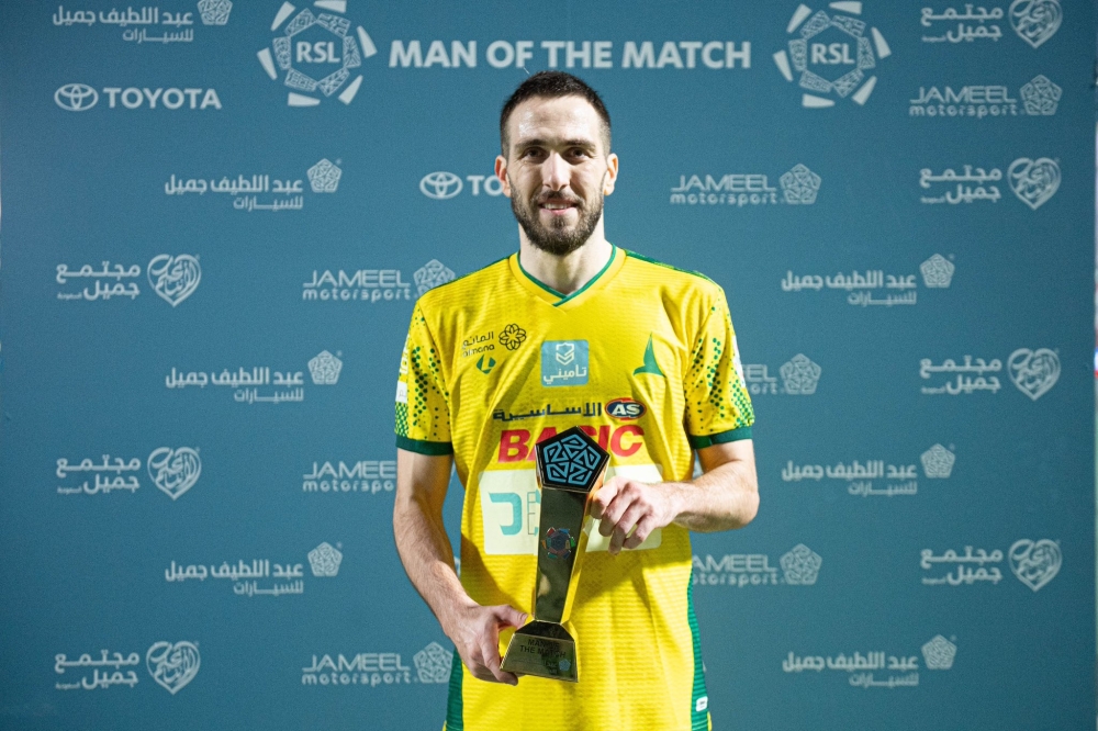 هل سيلعب فورتونيس في الدوري السعودي بعد رحيله عن الخليج؟ 