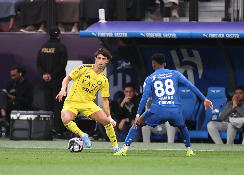 لجنة المنشطات تُفاجئ لاعبي الهلال والنصر قبل الديربي المرتقب 