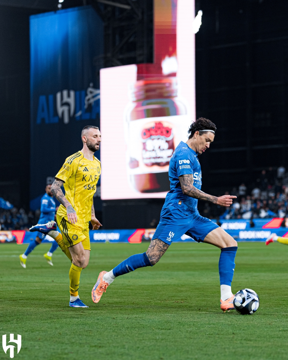 النصر والهلال في ميزان القيمة السوقية قبل ديربي الثلاثاء 