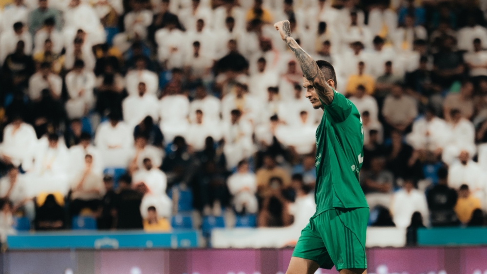 الأهلي يهزم التعاون بثنائية توني وايبانيز