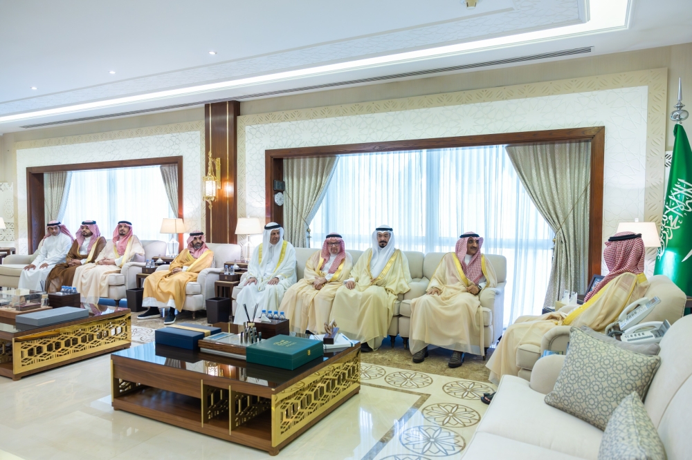 نائب أمير الشرقية يشيد بإنجاز الأحساء كمدينة عربية مسؤولة اجتماعيًا