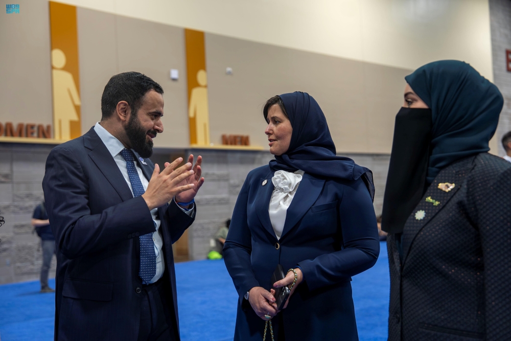  الملحق الثقافي في أمريكا مع المنتخب السعودي في معرض 