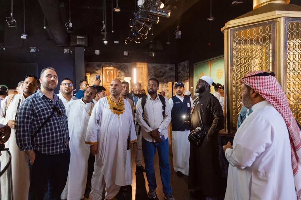 بمشاركة إعلامية دولية.. «عناية الحرمين» تستعرض مراحل صناعة الكسوة وجهود العمارة التاريخية