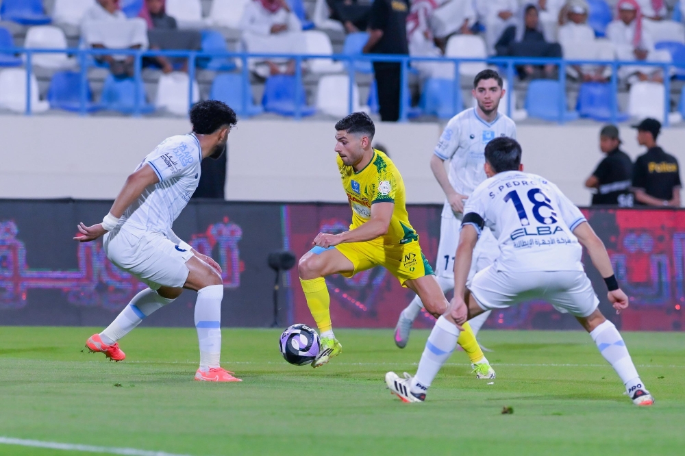 الأخدود يفوز بثلاثية على الخليج