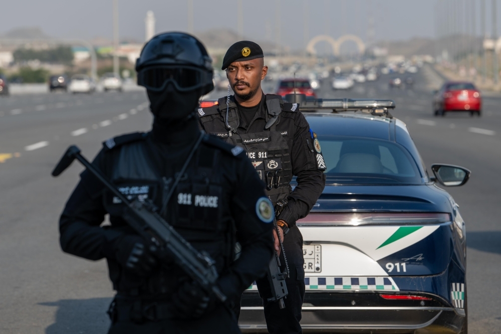 وزارة الداخلية: تأشيرات الزيارة لا تخوّل حاملها لأداء فريضة الحج 