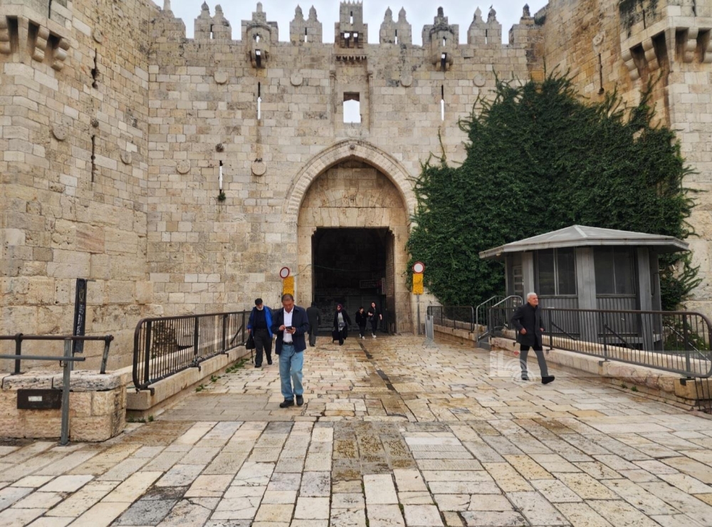 محافظة القدس: الصمود الفلسطيني سيفسد محاولات الاحتلال طمس هوية المدينة