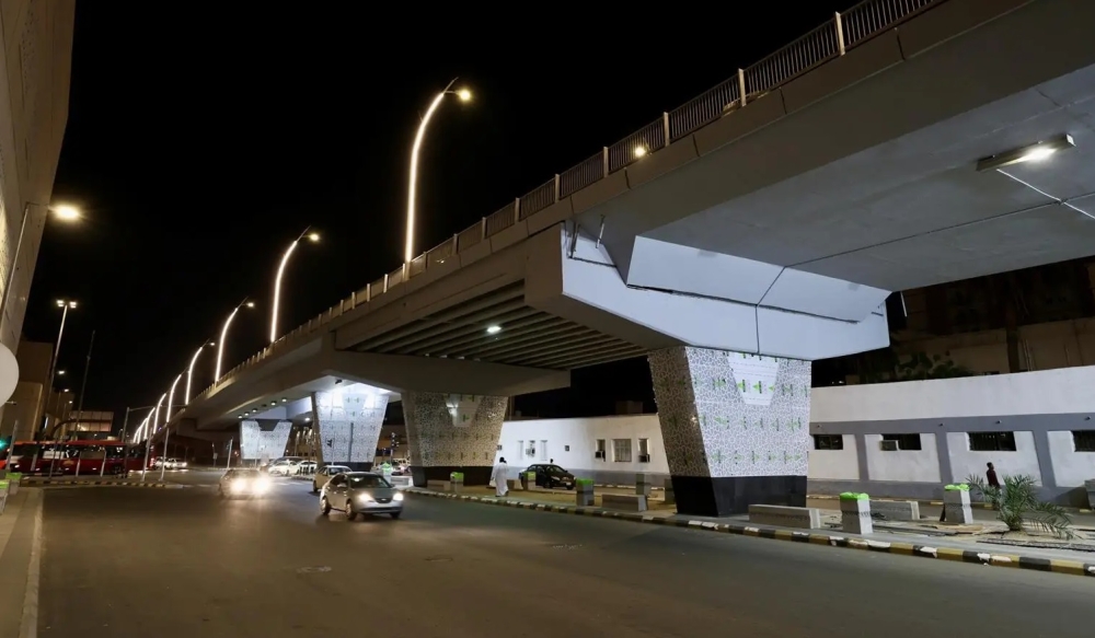 أمانة العاصمة المقدسة تنجز أعمال صيانة الجسور والطرق - واس