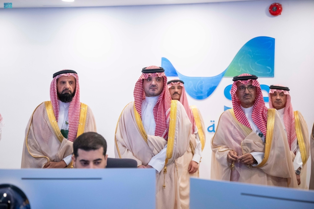 وزير الداخلية يطلع على إدارة الأحمال الكهربائية في المشاعر المقدسة