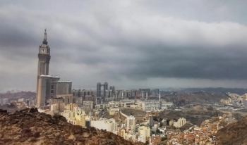 إنذاران أصفر وبرتقالي.. تفاصيل طقس مكة المكرمة والمدينة المنورة