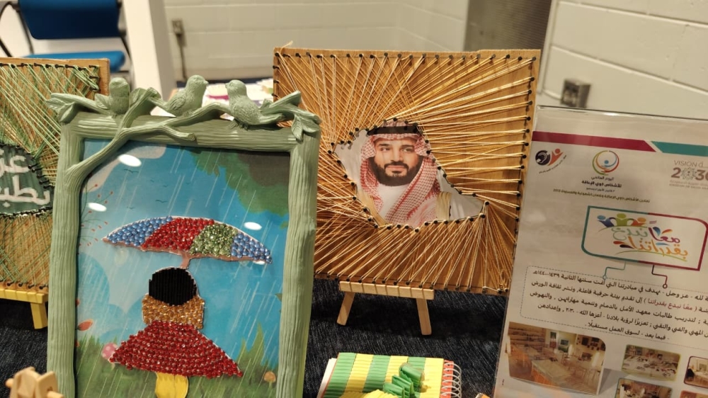 الصم وسوق العمل.. فجوة التوظيف تبدأ بعد التعيين