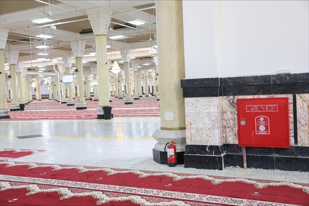 بالأرقام.. شاهد جاهزية مسجد الخيف لاستقبال ضيوف الرحمن في يوم التروية - اليوم 