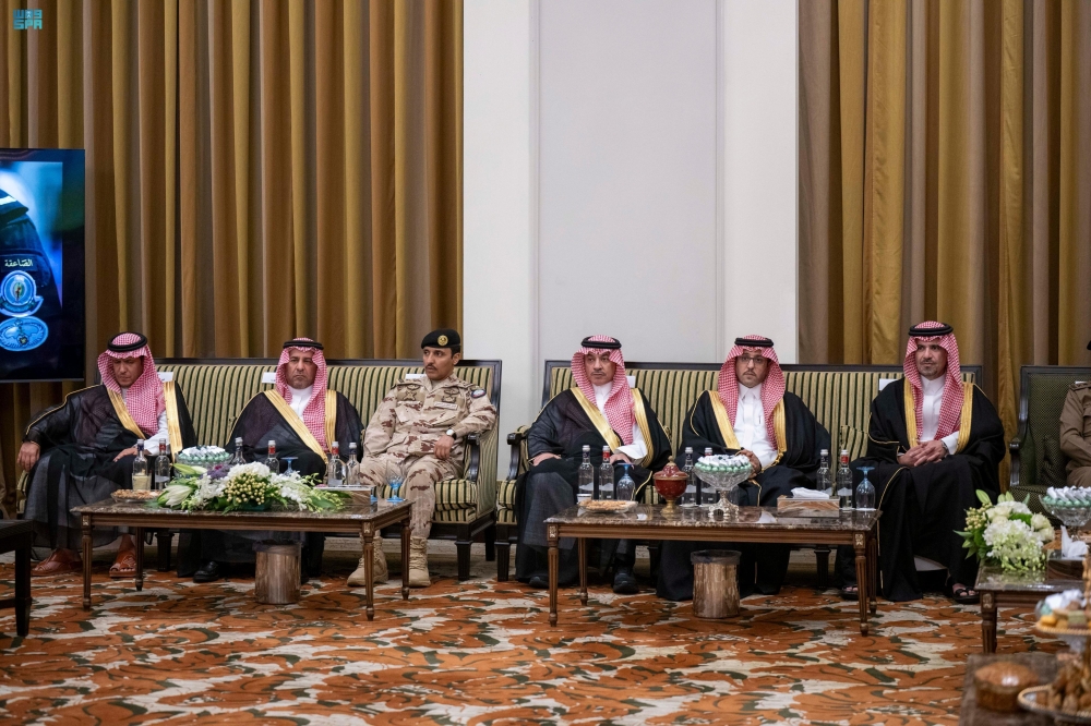  الأمير عبدالعزيز بن سعود وزير الداخلية يتفقد قوات الأمن الخاصة - واس 