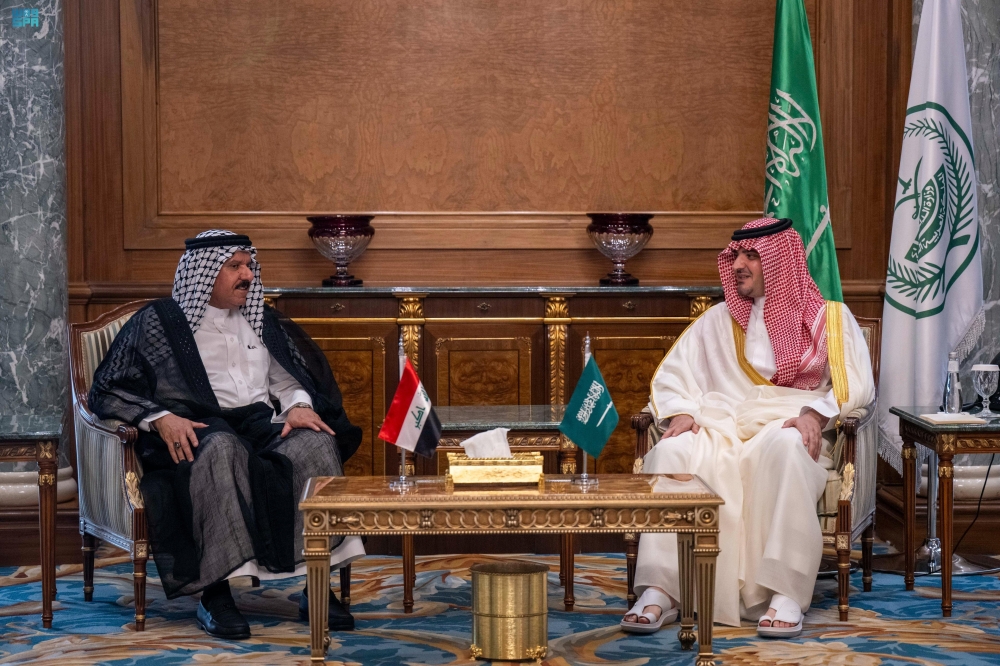 خلال لقاء الأمير عبدالعزيز بن سعود.. وزير داخلية العراق يشيد بنجاح الحج