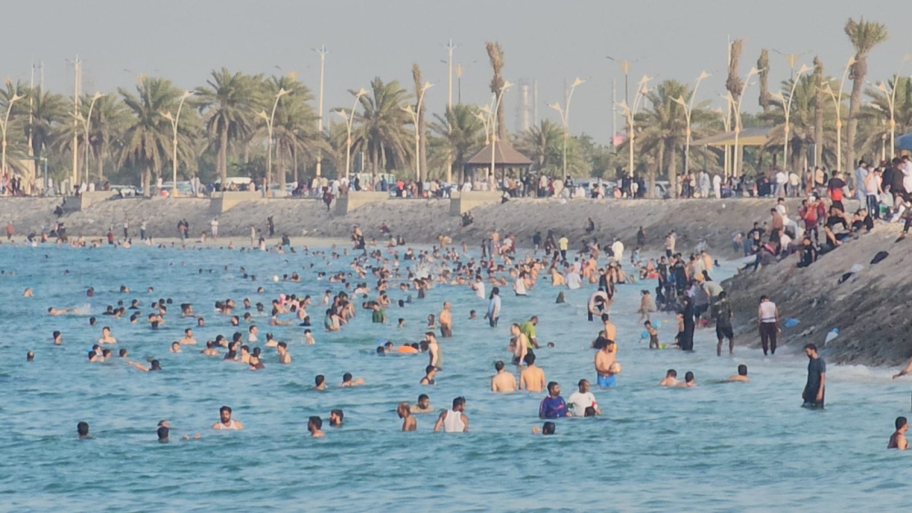 واجهة سياحية متكاملة.. كورنيش رأس تنورة يجمع العائلات والمقيمين في العيد