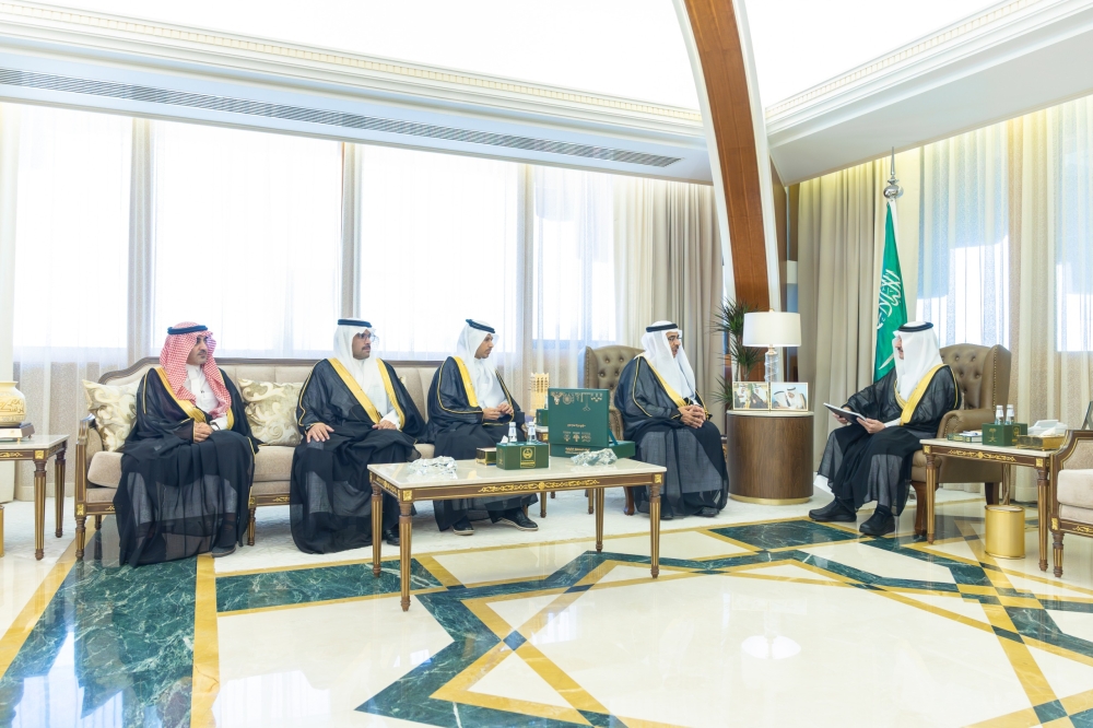 أمير الشرقية يستقبل أمين المنطقة ويطلع على أهم المشاريع الاستثمارية
