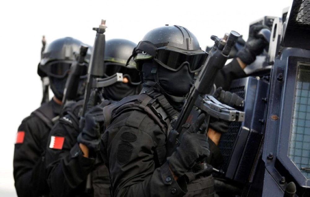البحرين: القبض على 15 شخصًا في قضية العملاء المرتبطين بالحرس الثوري