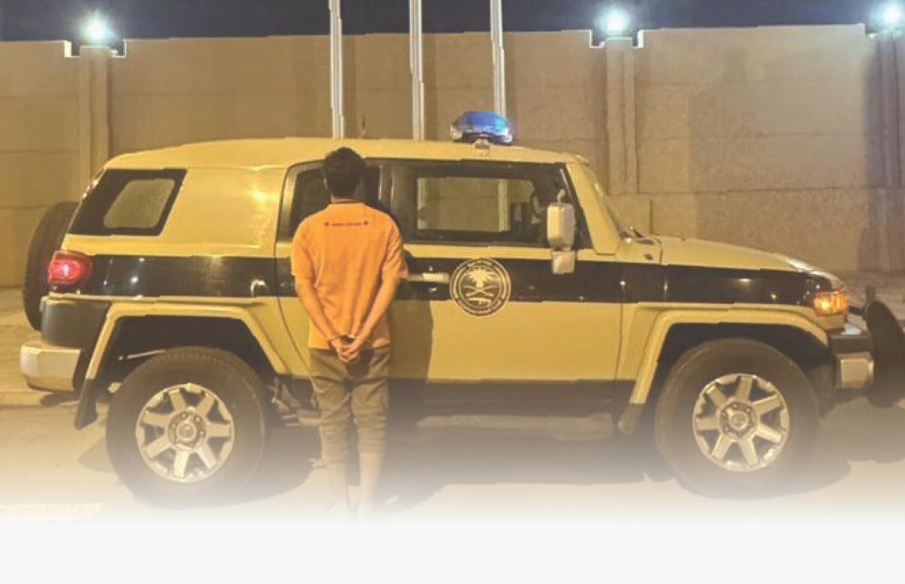 جازان.. القبض على مقيم لنقله 10 مخالفين لنظام أمن الحدود
