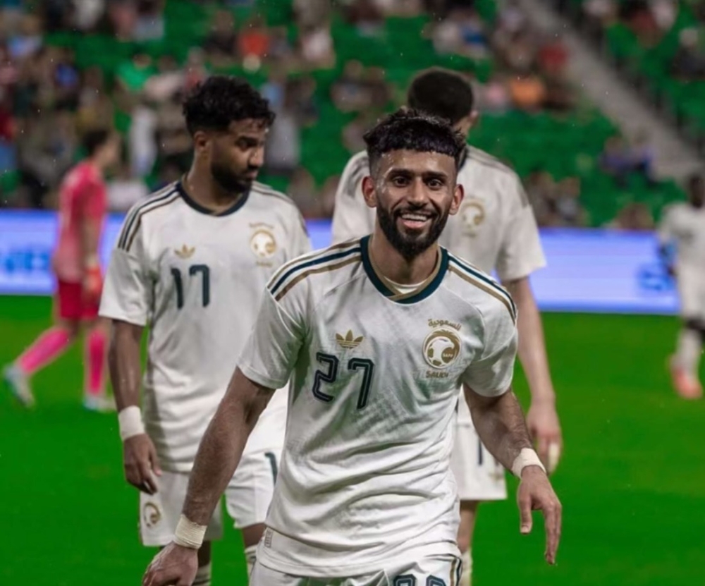 سلطان مندش.. ورقة دونيس الرابحة لفك شفرات المونديال 