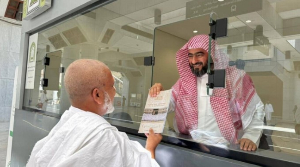 صور.. منظومة متكاملة لخدمة المعتمرين على مدار الساعة في مسجد التنعيم