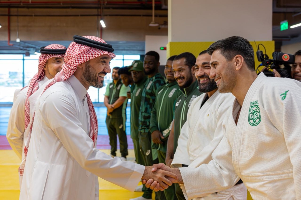 الفيصل يدشن مركز النخبة للرياضات القتالية بجدة