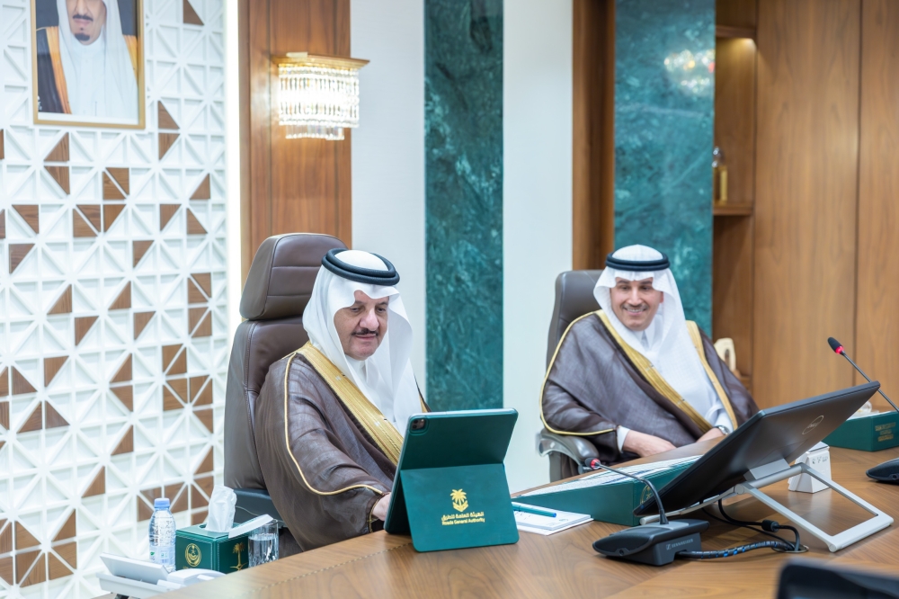 أمير الشرقية يدشّن 6 مشاريع طرق بـ406 ملايين ريال ويشهد اتفا