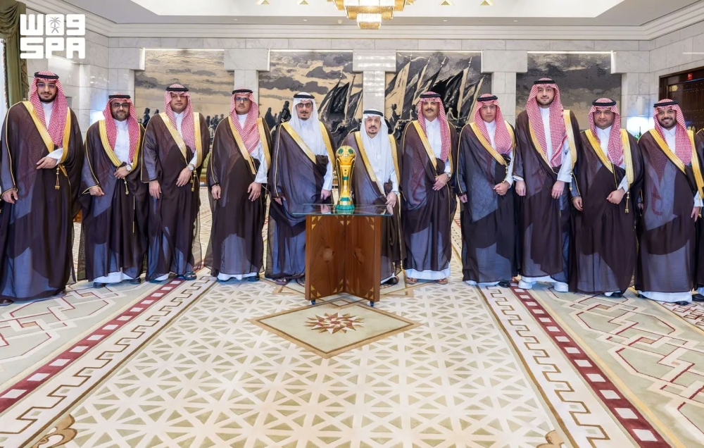 أمير منطقة الرياض يستقبل رئيس مجلس إدارة شركة نادي الهلال 