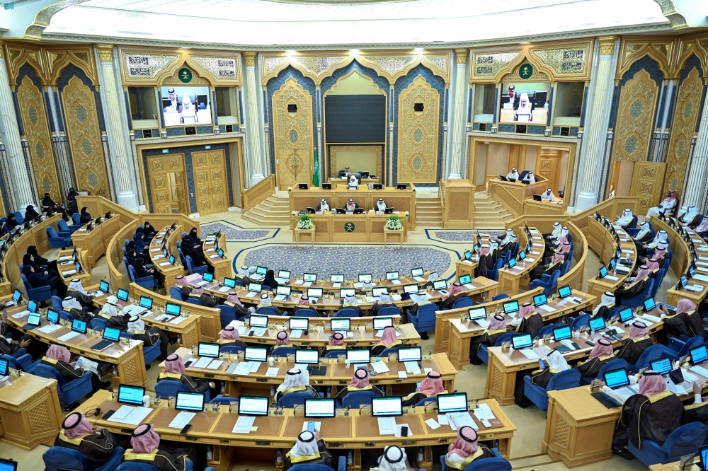 "الشورى" يطالب بتحفيز نشاط بيع الكهرباء بالجملة.. 