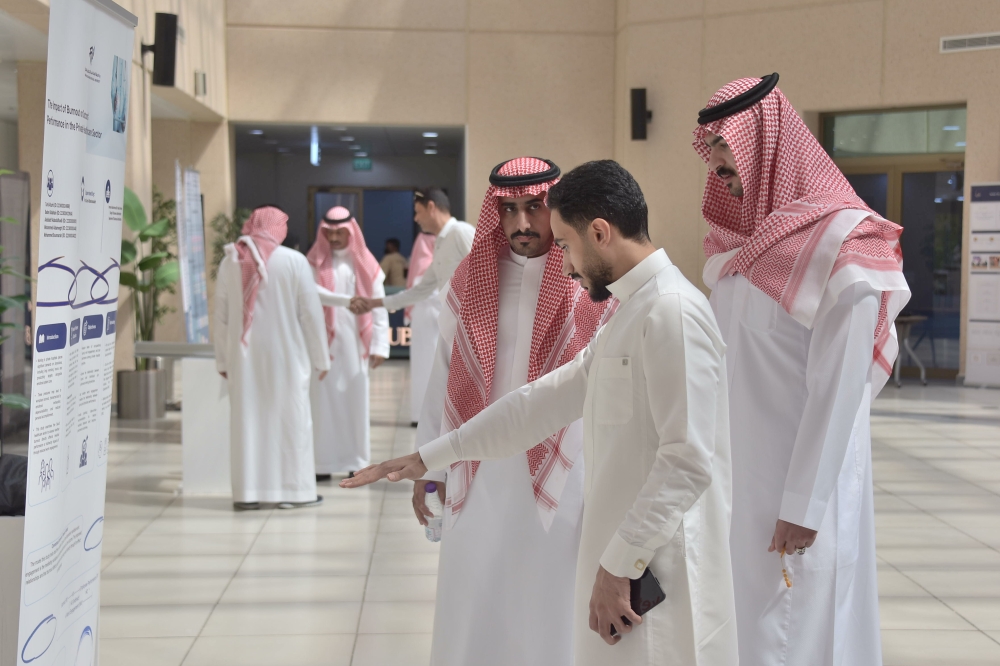 55 مشروعًا طلابيًا لحل الرعاية الصحية والمصارف والتأمين بالش