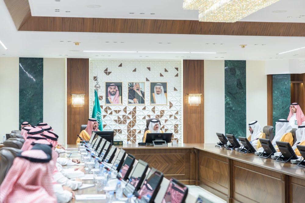 أمير الشرقية يدشن الخطة الاستراتيجية للإمارة لتعزيز كفاءة العمل المؤسسي