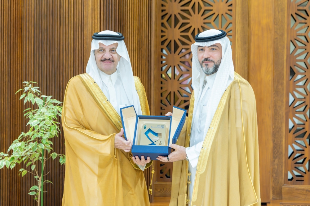أمير الشرقية يدشن الخطة الاستراتيجية للإمارة لتعزيز كفاءة العمل المؤسسي