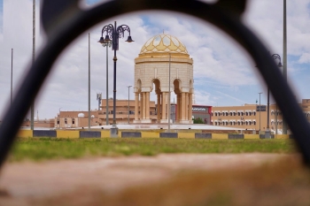 مجسم ميدان الملك عبدالعزيز.. أيقونة بصرية تستقبل القادمين إلى رفحاء