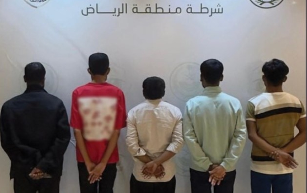 ضبط 5 مقيمين لممارستهم التسول في الرياض.. ونداء مهم للأمن ال