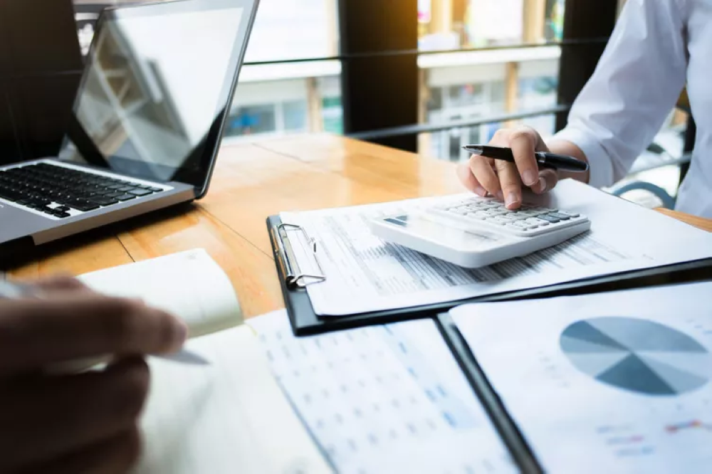 عاجل - حوكمة مشددة للقطاع غير الربحي.. بدء العمل بلائحة الجمعيات الأهلية 