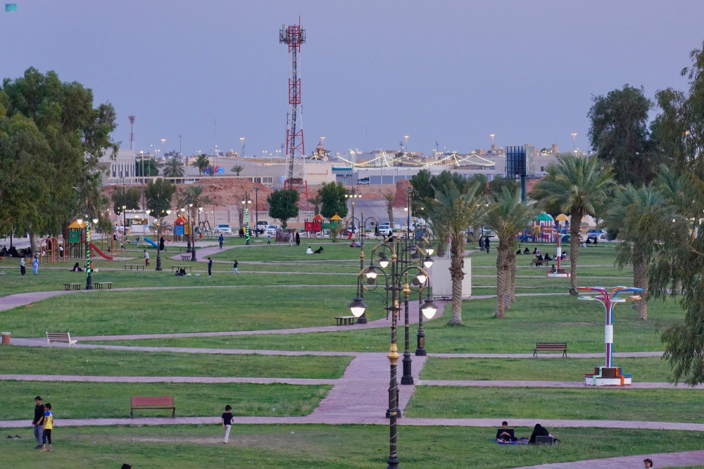 السماح بـ 12 نشاطاً تجارياً وترفيهياً داخل الحدائق العامة بضوابط