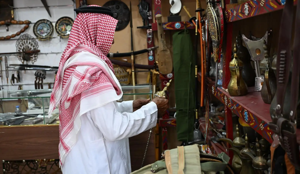 جمع القطع التراثية بنجران.. هواية تحفظ الذاكرة وتُعزِّز الهوية 