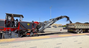 سفلتة 3500 متر بالمدخل الشرقي لرفع كفاءة طرق النعيرية 