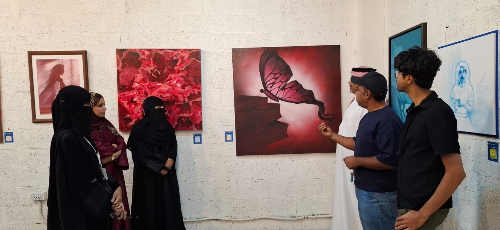 حضور للمعرض