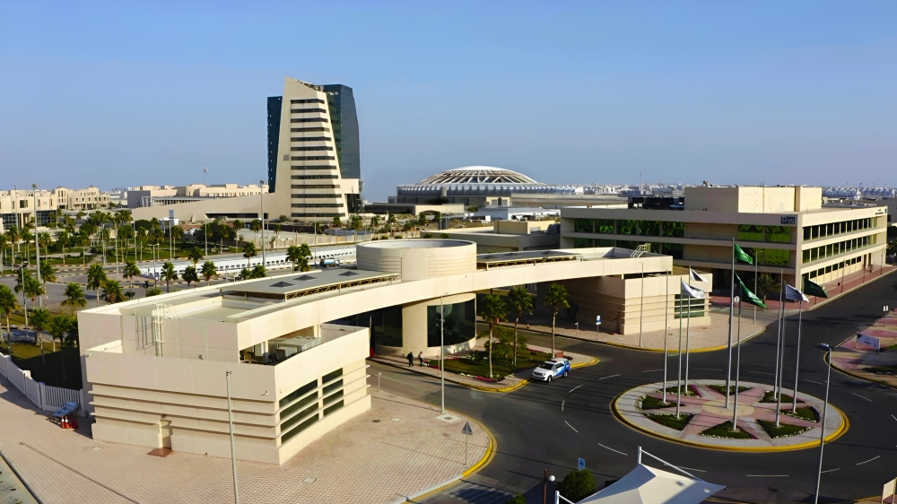 تآكل عظمي وقصور كلوي.. هندسة طبية بالخبر تشفي حالة مستعصية 