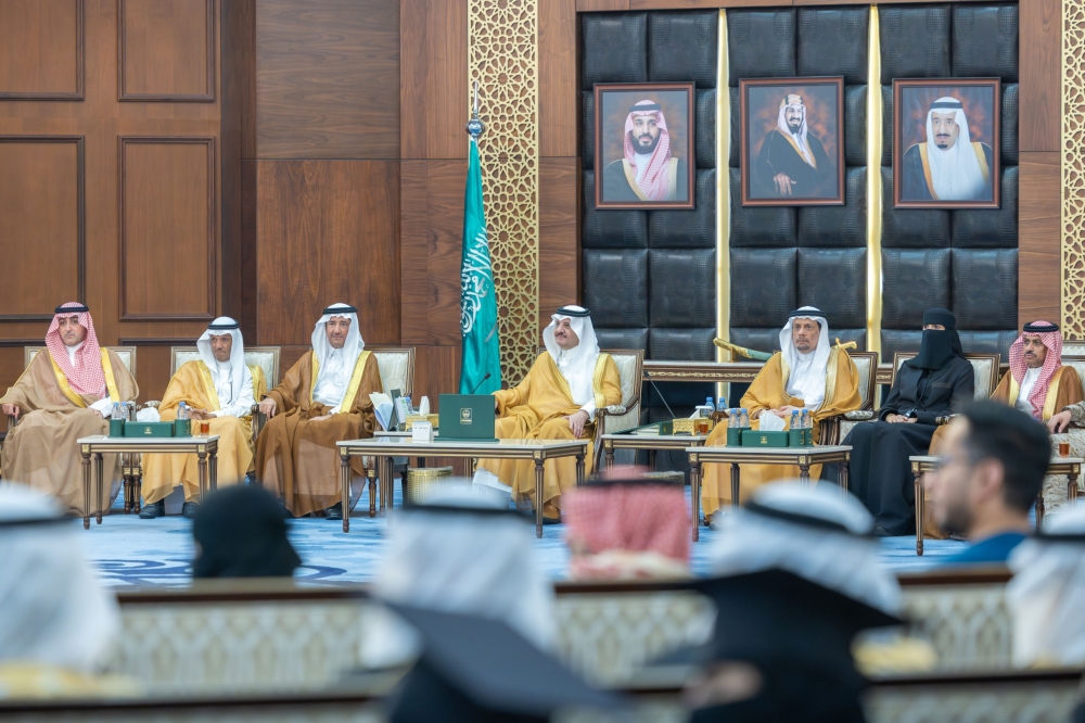 أمير الشرقية يرعى تخريج الدفعة الأولى من المتخصصين في تأهيل التوحد ويفتتح فرعًا جديدًا بالقطيف