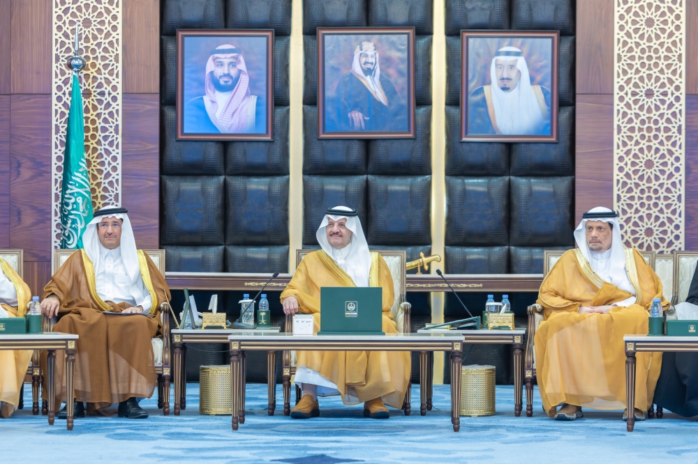 أمير الشرقية يرعى تخريج أول دفعة دبلومات للتأهيل والتدخل المبكر ويدشّن فرع شمعة التوحد بالقطيف