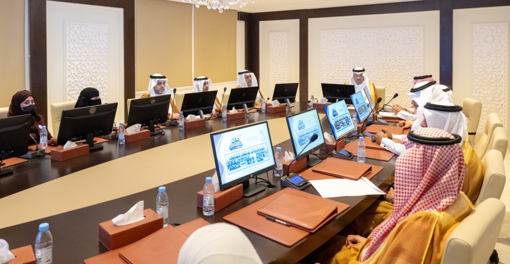 أمير الأحساء يستعرض برامج 'بصمات الأيتام': دعم للابتكار وتمكين للمستقبل