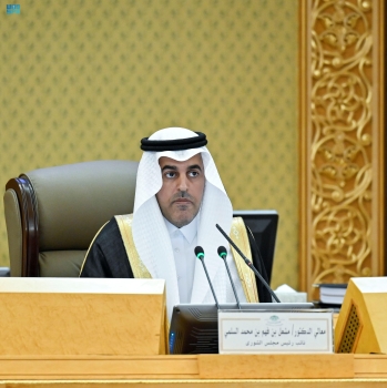 مجلس الشورى يدعو إلى تعزيز اختبارات المركبات ذاتية القيادة وتقنيات النقل الذكي