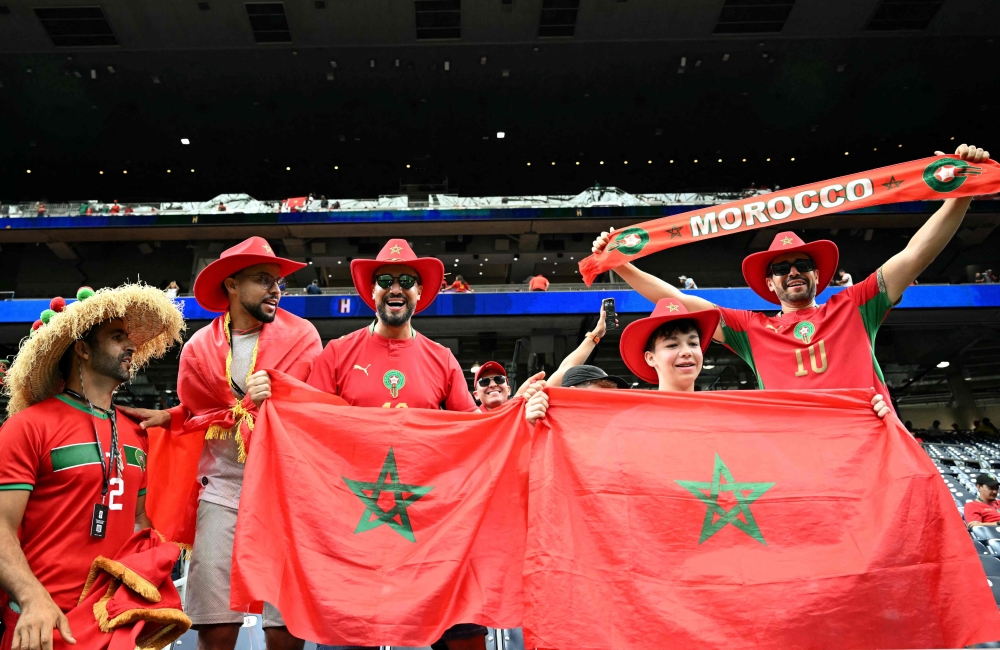 الجماهير المغربية تخطف الأضواء قبل مواجهة كندا