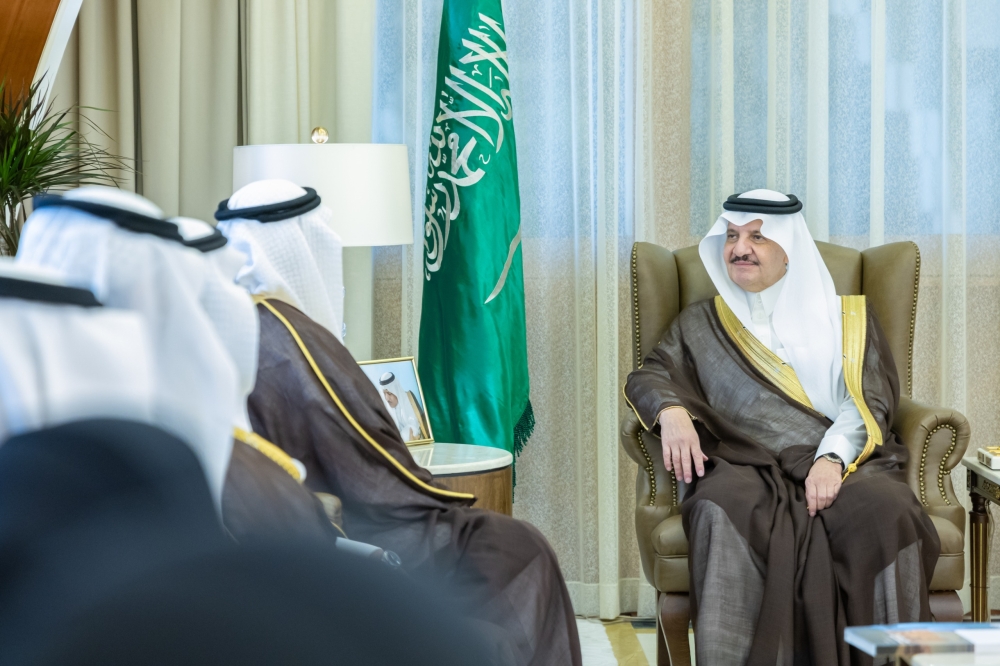 أمير الشرقية يهنئ جامعة الملك فيصل بتصدرها الجامعات السعودية والخليجية في تصنيف التايمز للاستدامة