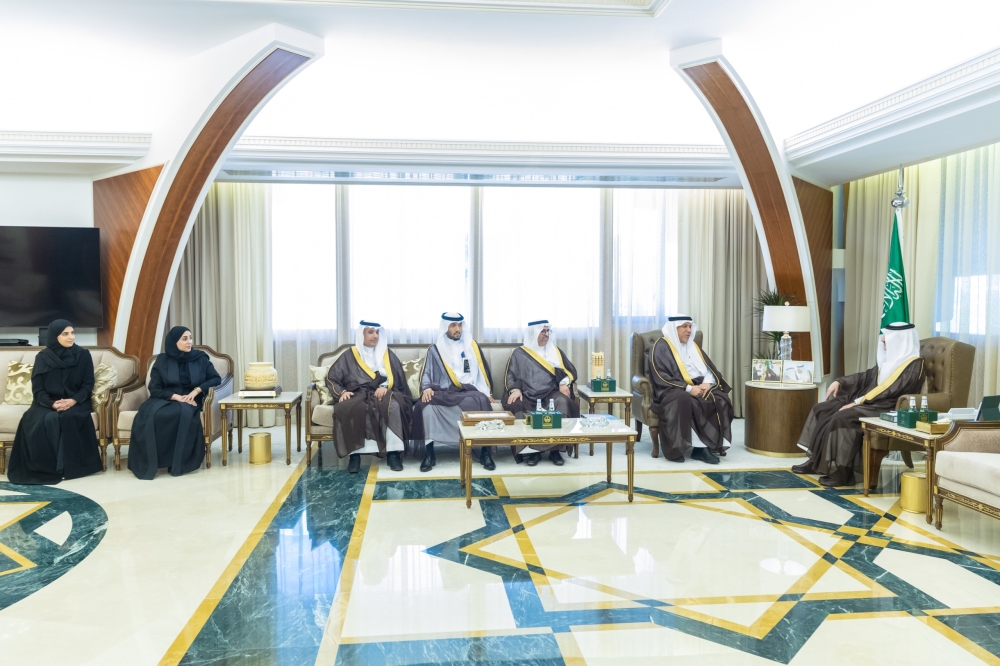 أمير الشرقية يهنئ جامعة الملك فيصل بتصدرها الجامعات السعودية والخليجية في تصنيف التايمز للاستدامة